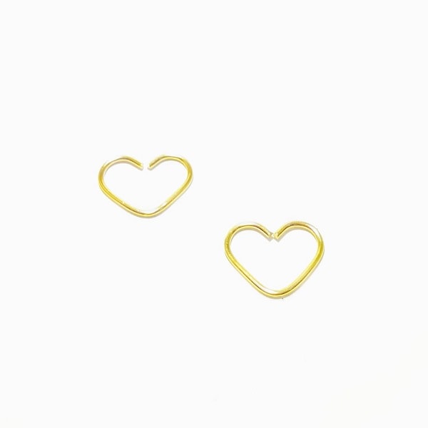 Piercing de coração dourado tamanho G, banho com 7mm de ouro garantindo a melhor qualidade!!!